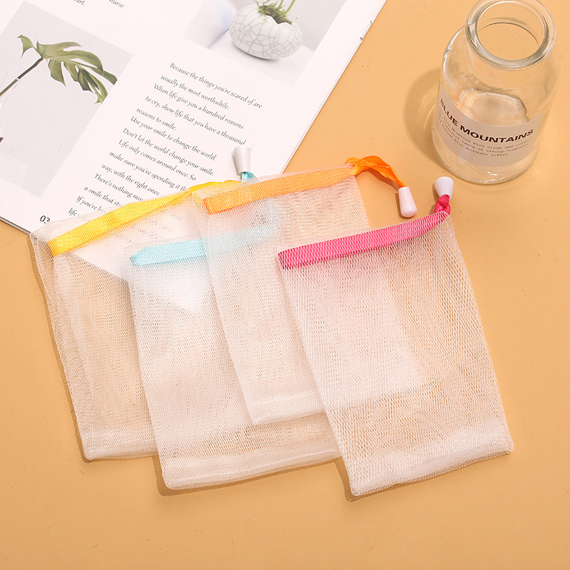 Soap Making Foam - 石鹸泡立てネットバッグ、吊り下げ可能なメッシュグローブ、シャワー、バスルーム、顔、体の洗浄用バブルメーカー、効果的な洗浄ツール